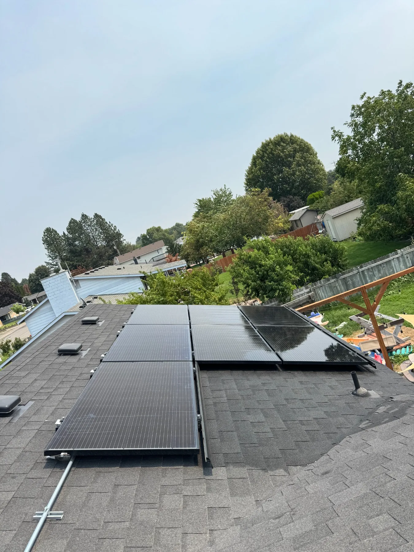 Residential solar panel array in the Tri-Cities Washington