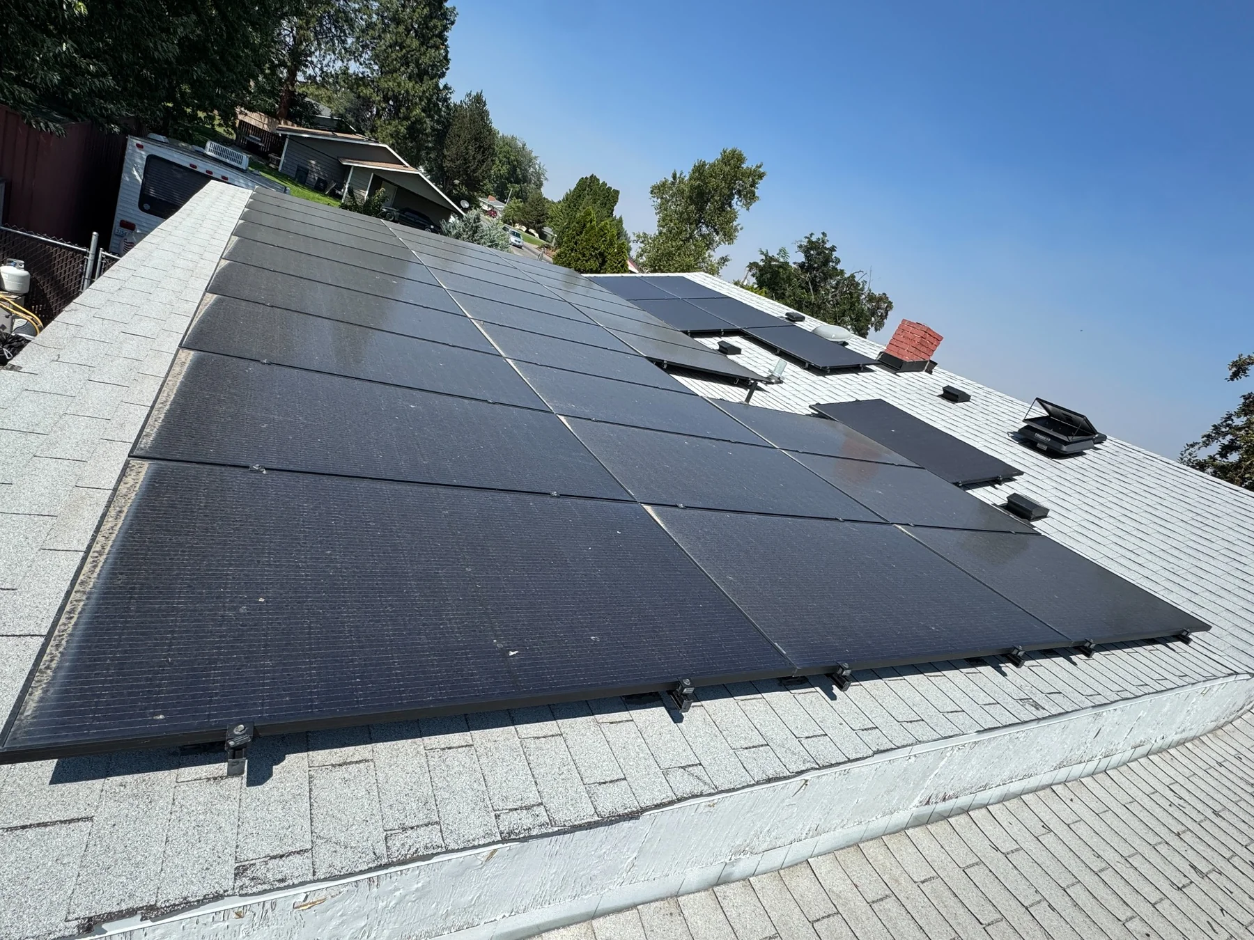 Solar panels before cleaning in the Tri-Cities Washington